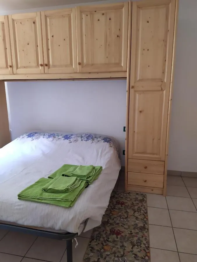 Casa vacanze bilocale con giardino e box Villa Torre di Santa Maria