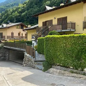 Con Giardino E Vista Sulla Valmalenco Appartamento